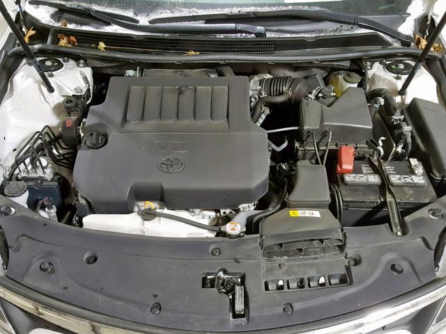 4T1BK1EB0JU269639 - 2018 TOYOTA AVALON XLE WHITE photo 7