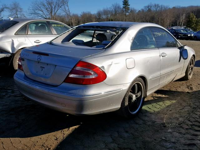 WDBTJ65J54F117668 - 2004 MERCEDES-BENZ CLK 320C SILVER photo 4