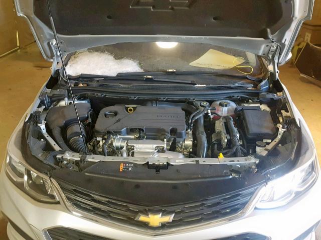 1G1BC5SM8J7205452 - 2018 CHEVROLET CRUZE LS SILVER photo 7