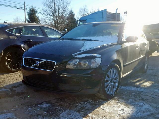 YV1MS382352058712 - 2005 VOLVO S40 2.4I BLACK photo 2