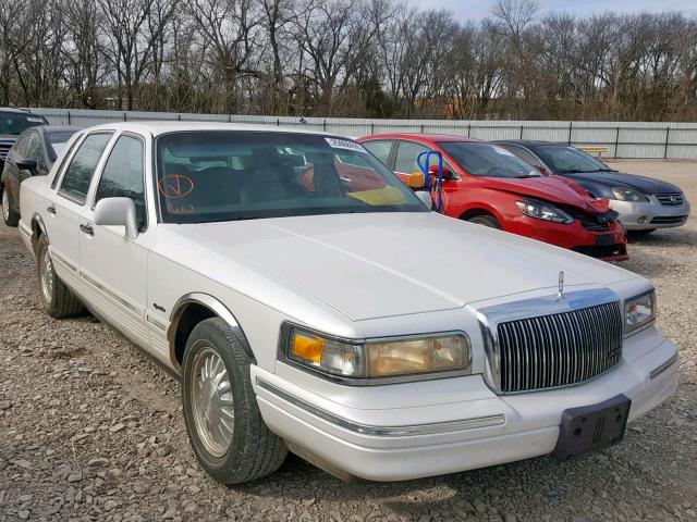 1LNLM82W6VY676104 - 1997 LINCOLN TOWN CAR S WHITE photo 1