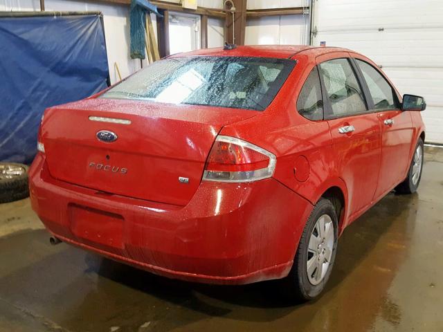 1FAHP34N68W289745 - 2008 FORD FOCUS S/SE RED photo 4