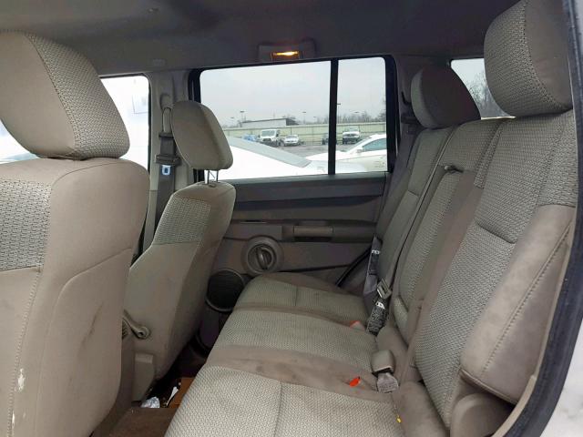 1J8HG48P57C587918 - 2007 JEEP COMMANDER TAN photo 6