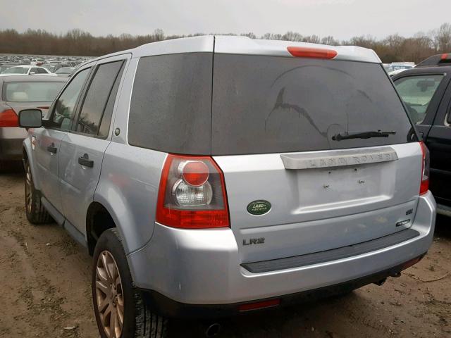 SALFP24N98H029574 - 2008 LAND ROVER LR2 SE SILVER photo 3