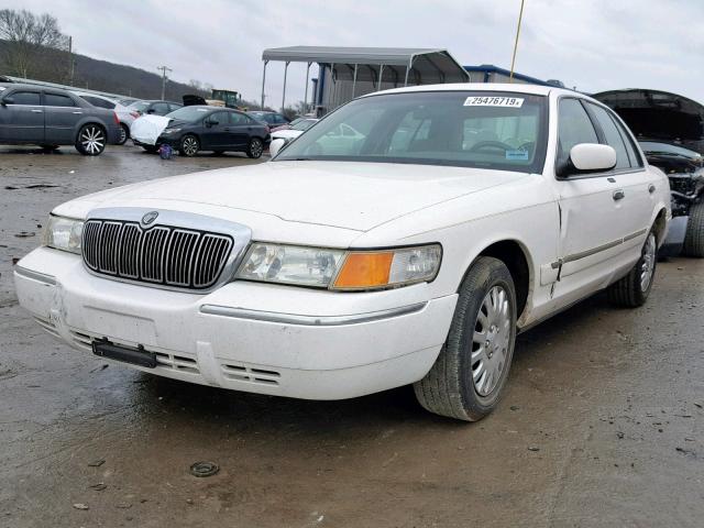 2MEFM74W0YX640064 - 2000 MERCURY GRAND MARQ WHITE photo 2