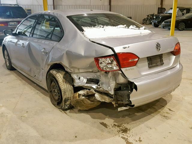 3VW2K7AJ6CM471796 - 2012 VOLKSWAGEN JETTA BASE 银色 照片 3