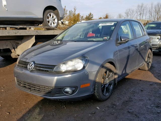 WVWNM7AJ2CW239481 - 2012 VOLKSWAGEN GOLF 灰色 照片 2
