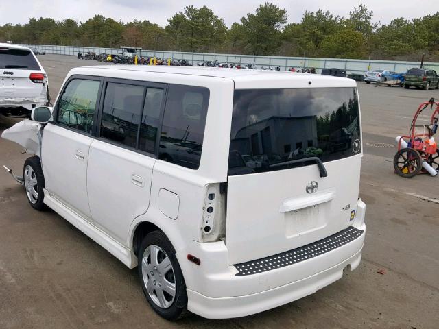 JTLKT324454020869 - 2005 TOYOTA SCION XB WHITE photo 3