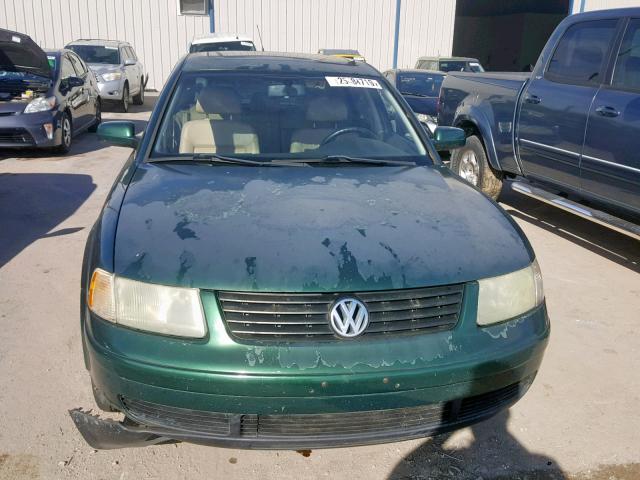 WVWPD63B4XE491186 - 1999 VOLKSWAGEN PASSAT GLX 绿色 照片 10