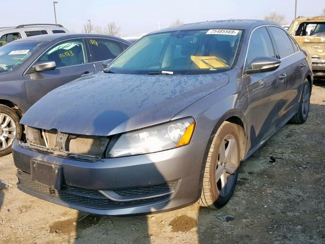 1VWBP7A38CC069766 - 2012 VOLKSWAGEN PASSAT SE GRAY photo 2