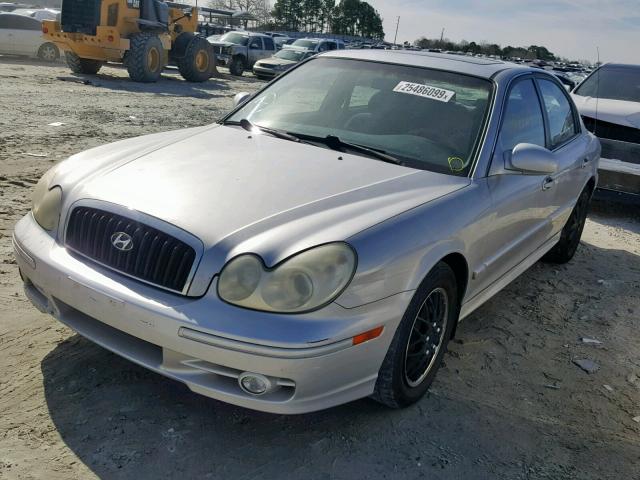 KMHWF25H04A021946 - 2004 HYUNDAI SONATA GL SILVER photo 2