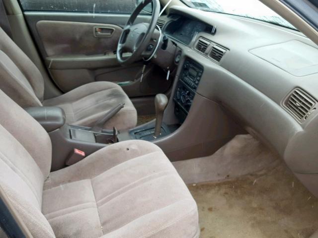 JT2BG22K6X0345521 - 1999 TOYOTA CAMRY LE BEIGE photo 5