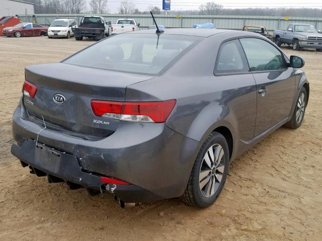 KNAFU6A20D5738761 - 2013 KIA FORTE EX GRAY photo 4