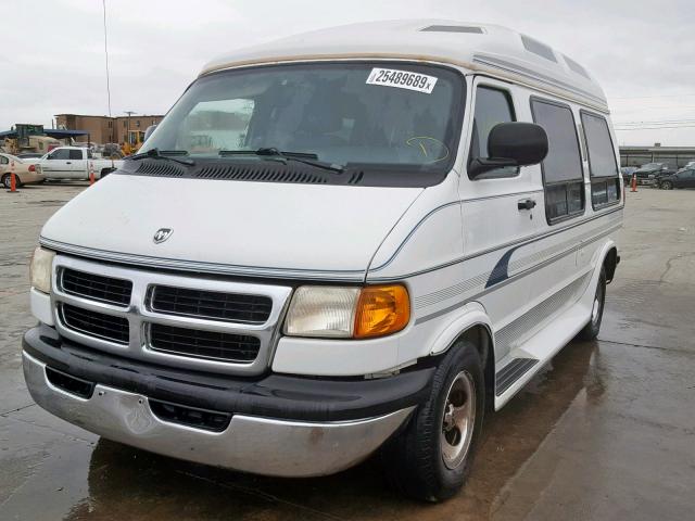 2B6HB11Z5WK110635 - 1998 DODGE RAM VAN B1 WHITE photo 2