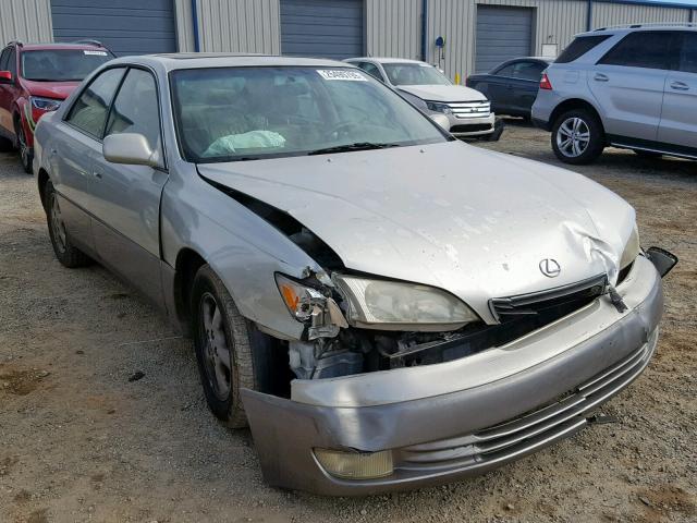 JT8BF28GXW5033876 - 1998 LEXUS ES 300 SILVER photo 1