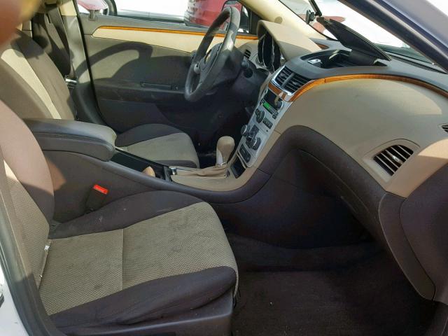 1G1ZC5E12BF129380 - 2011 CHEVROLET MALIBU 1LT WHITE photo 5