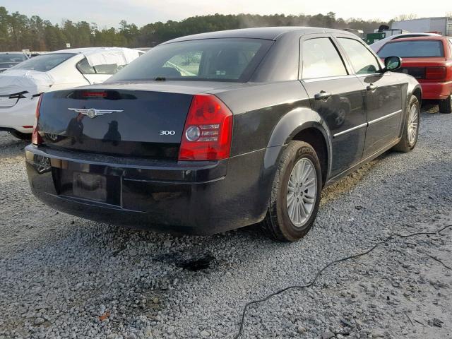 2C3KA43DX9H565428 - 2009 CHRYSLER 300 LX BLACK photo 4