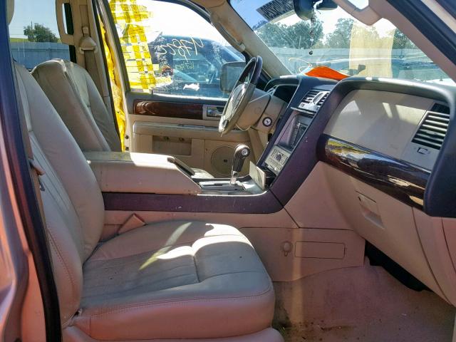 5LMFU27565LJ00307 - 2005 LINCOLN NAVIGATOR 米色 照片 5