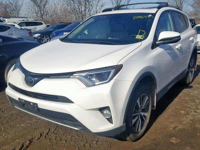 2T3RFREV7JW754749 - 2018 TOYOTA RAV4 ADVEN WHITE photo 2