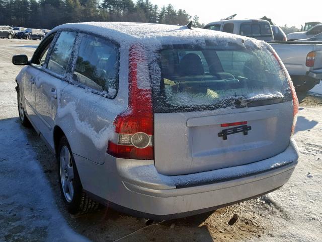 YV1MJ682352054390 - 2005 VOLVO V50 T5 SILVER photo 3