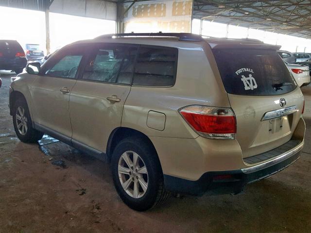 5TDZK3EH3CS085936 - 2012 TOYOTA HIGHLANDER GOLD photo 3