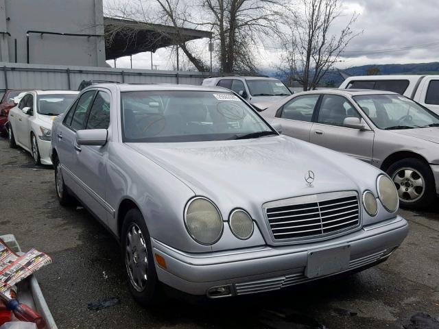 WDBJF65H1XA721984 - 1999 MERCEDES-BENZ E 320 SILVER photo 1