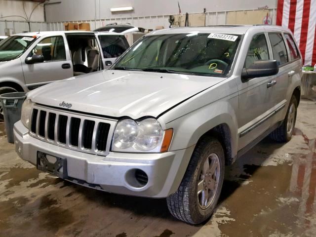 1J8GR48K97C615617 - 2007 JEEP GRAND CHER SILVER photo 2