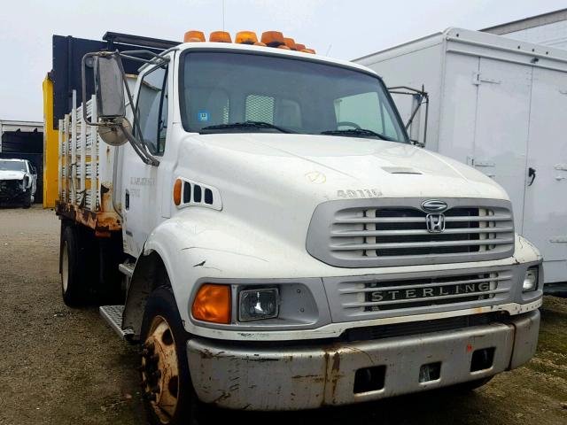 2FZAAHAK02AK61784 - 2002 STERLING TRUCK M 6500 WHITE photo 1