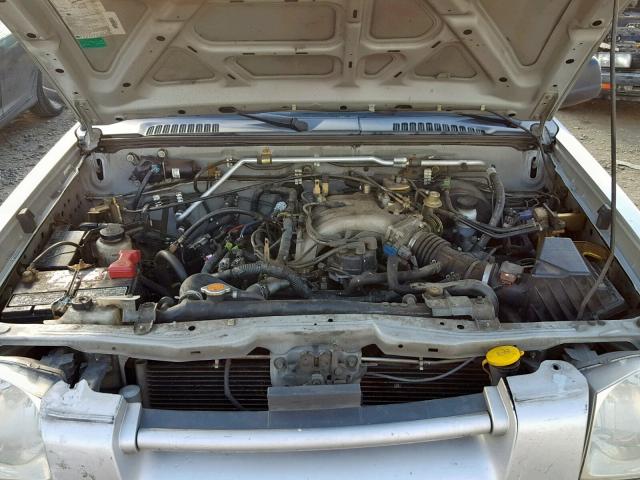 1N6ED27T54C464392 - 2004 NISSAN FRONTIER C SILVER photo 7