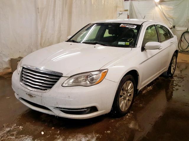 1C3CCBAB6CN281958 - 2012 CHRYSLER 200 LX WHITE photo 2