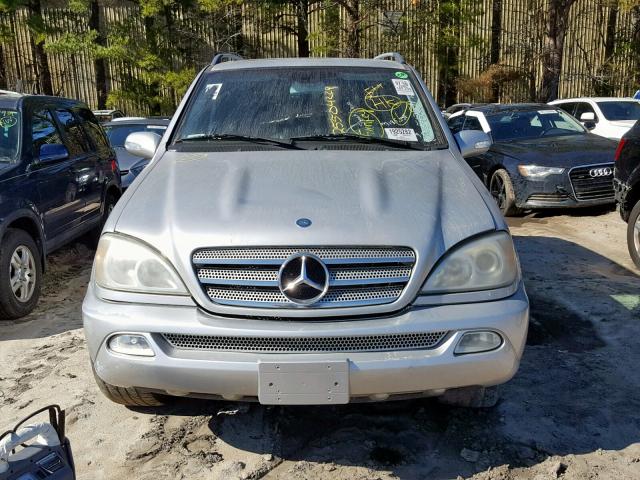 4JGAB57EX5A517591 - 2005 MERCEDES-BENZ ML 350 SILVER photo 9