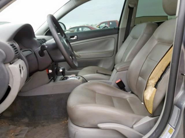 WVWAD63B65P059576 - 2005 VOLKSWAGEN PASSAT GLS TAN photo 6