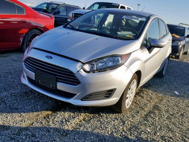 3FADP4AJ6EM191025 - 2014 FORD FIESTA S SILVER photo 2