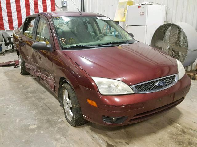 1FAHP34N87W290829 - 2007 FORD FOCUS ZX4 RED photo 1