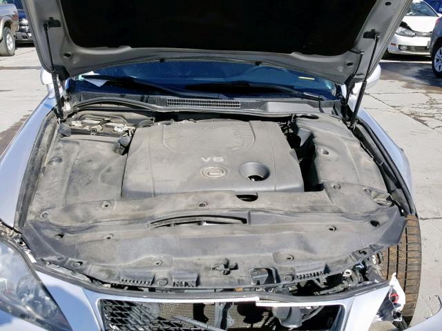 JTHCK262975013417 - 2007 LEXUS IS 250 SILVER photo 7