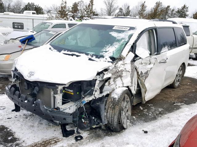 5TDXK3DCXES476419 - 2014 TOYOTA SIENNA SPO WHITE photo 2