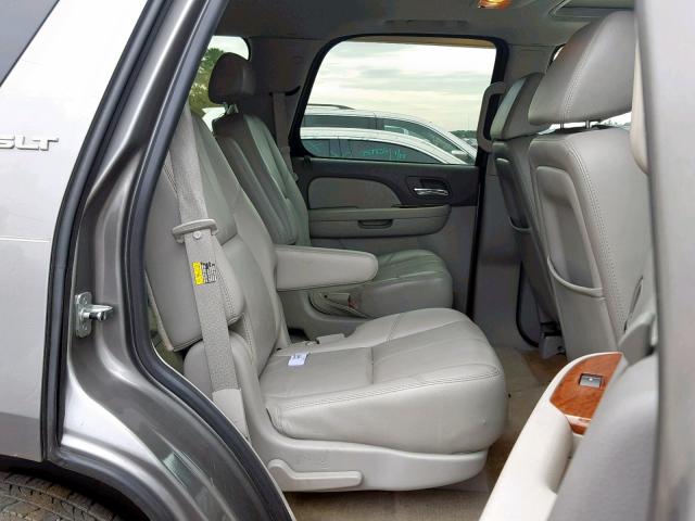 1GKFC130X7R210666 - 2007 GMC YUKON GRAY photo 6