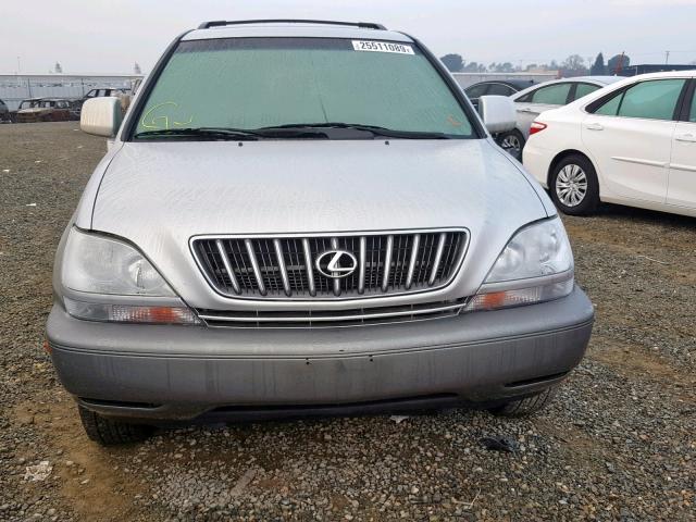 JTJGF10U920122295 - 2002 LEXUS RX 300 SILVER photo 9