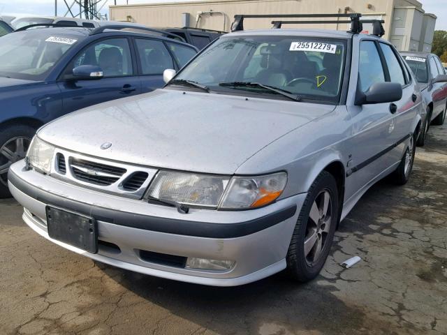 YS3DF58K022008845 - 2002 SAAB 9-3 SE SILVER photo 2