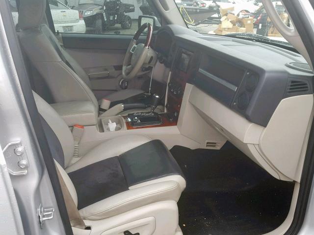 1J8HG68218C110629 - 2008 JEEP COMMANDER SILVER photo 5