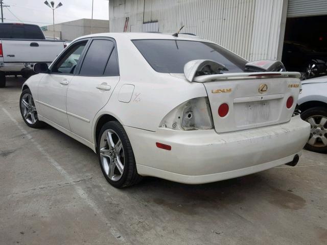 JTHBD182610007169 - 2001 LEXUS IS 300 WHITE photo 3