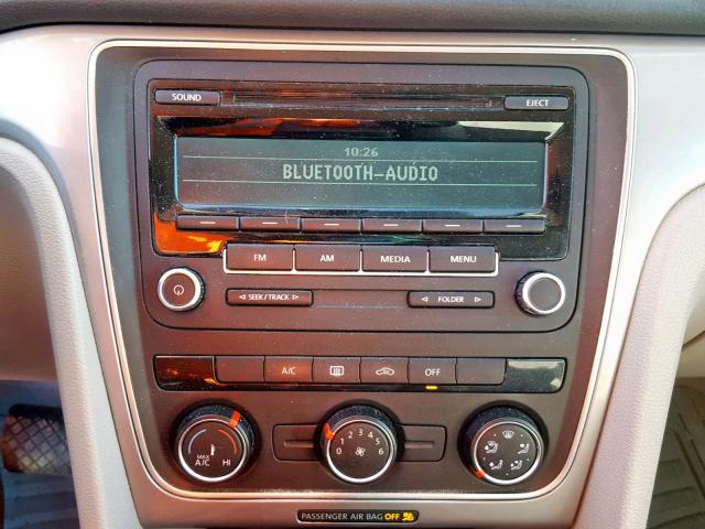 1VWAS7A3XEC119404 - 2014 VOLKSWAGEN PASSAT S BLUE photo 9