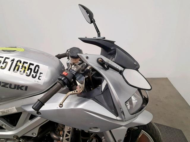 JS1VP53A632104871 - 2003 SUZUKI SV650 SILVER photo 13