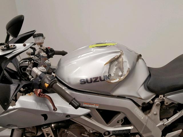 JS1VP53A632104871 - 2003 SUZUKI SV650 SILVER photo 15