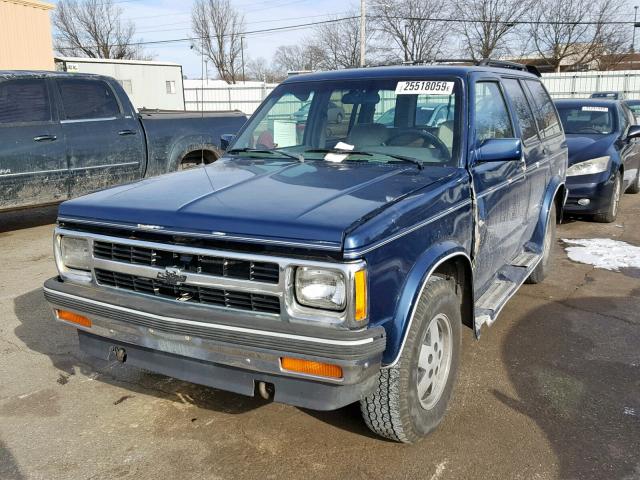 1GNDT13WXN2175972 - 1992 CHEVROLET BLAZER S10 BLUE photo 2