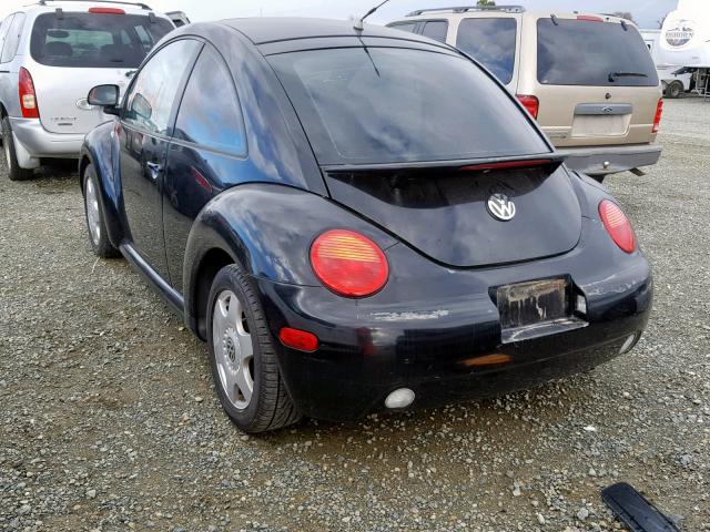 3VWDD21C6YM412049 - 2000 VOLKSWAGEN NEW BEETLE შავი ფოტო 3