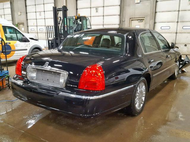 1LNHM82W46Y624865 - 2006 LINCOLN TOWN CAR S BLACK photo 4