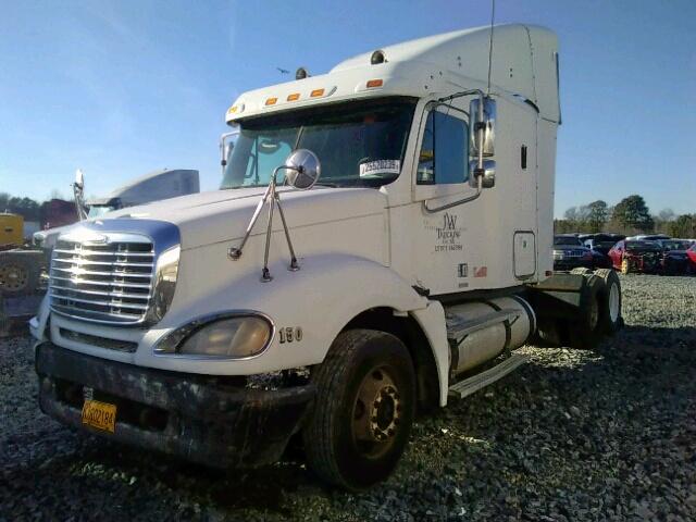 1FUJA6AV66LV61253 - 2006 FREIGHTLINER CONVENTION WHITE photo 2