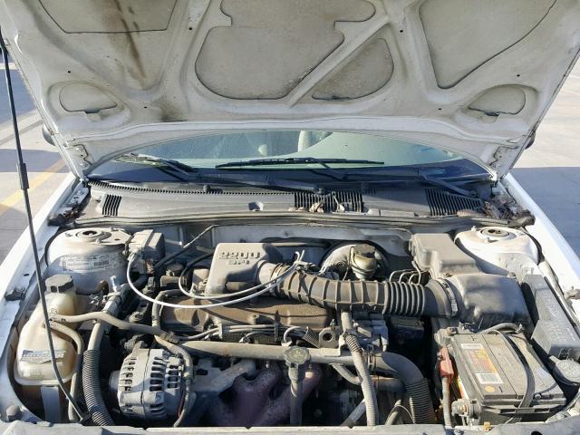 1G1JF524317266436 - 2001 CHEVROLET CAVALIER L WHITE photo 7