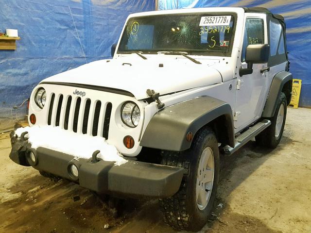 1C4AJWAG5DL687464 - 2013 JEEP WRANGLER S WHITE photo 2